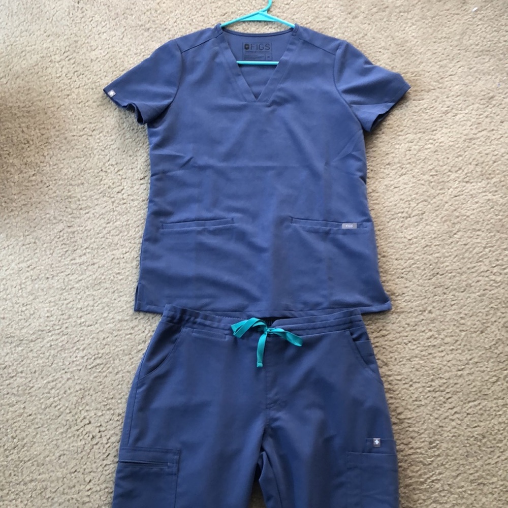 Figs scrubs set big sky color